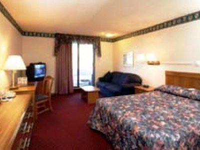 Red Maple Inn And Suites Huntsville Zimmer foto